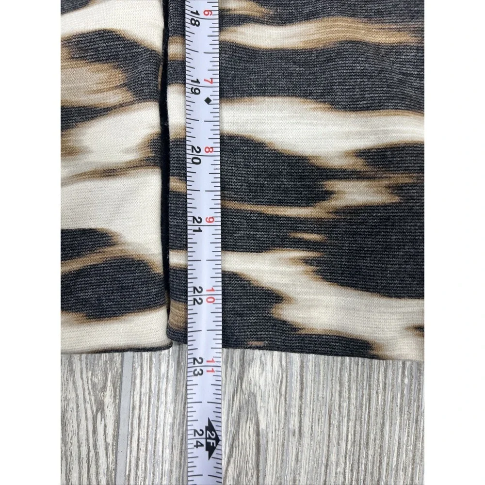 East 5th Animal Print Womens Size LARGE Shoulder Pads Lined 3/4 Sleeve Jacket